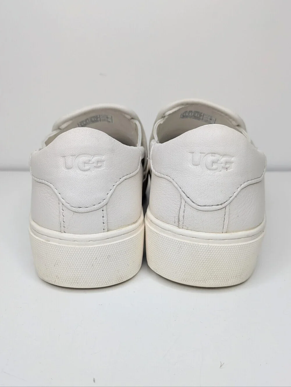 Ugg slip On Loafers White Leather Platform Women's Size 6